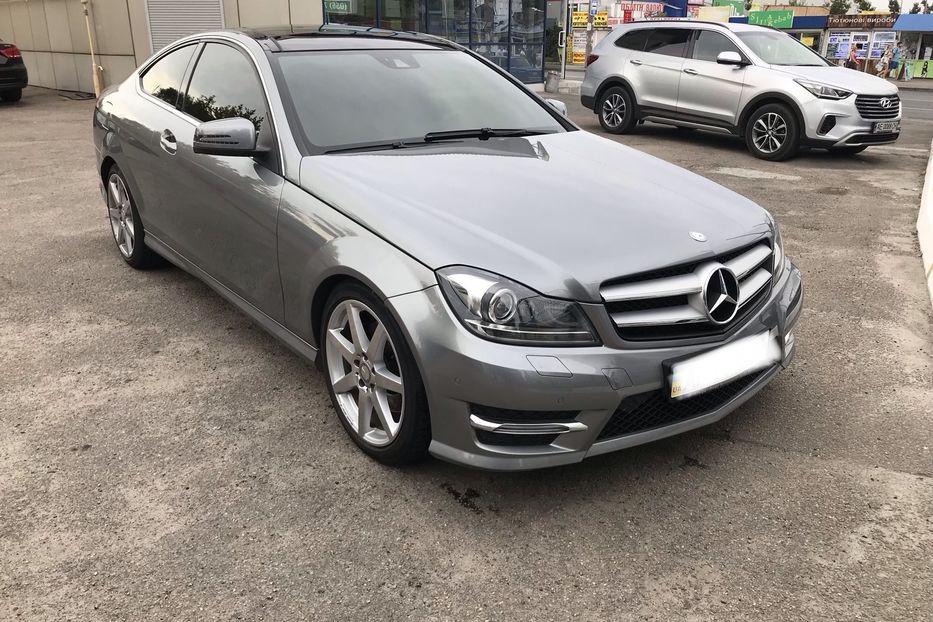 Продам Mercedes-Benz C-Class 350 AMG 2013 года в Днепре