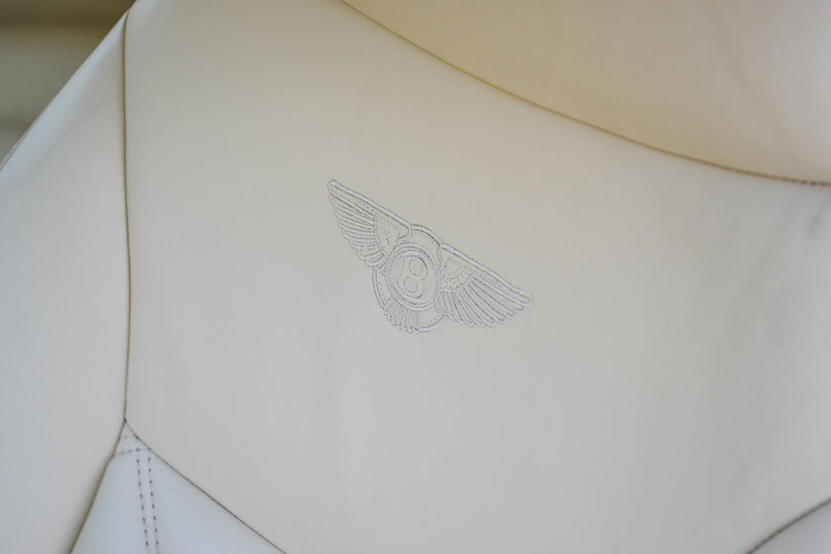 Продам Bentley Brooklands 2009 года в Киеве