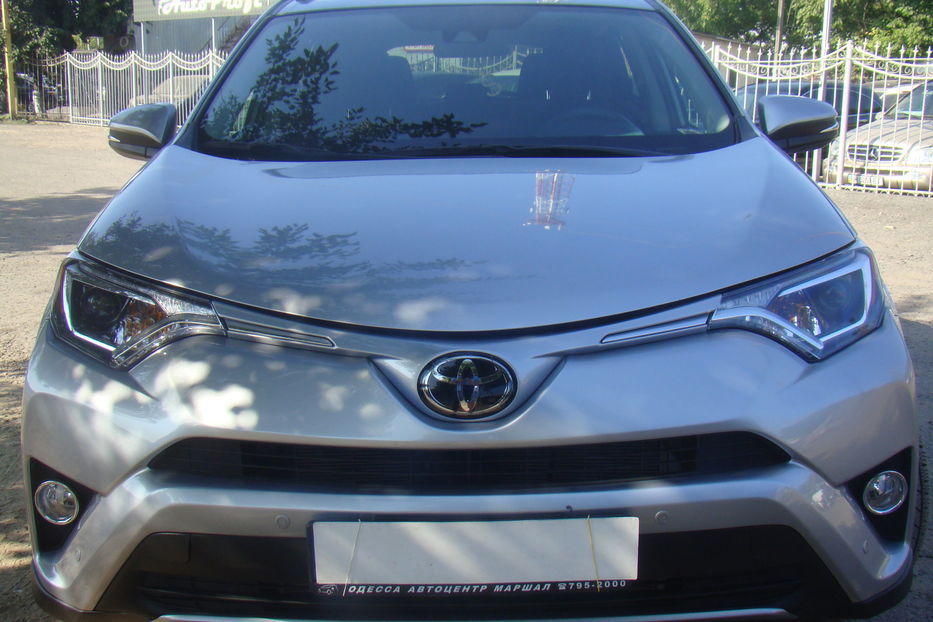 Продам Toyota Rav 4 2017 года в Одессе