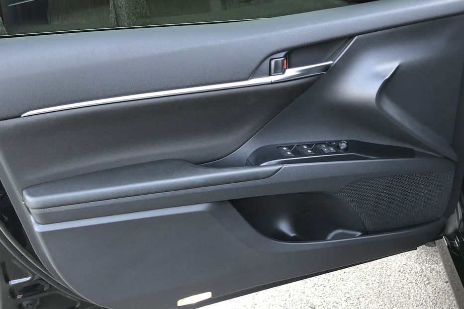 Продам Toyota Camry 2019 года в Киеве
