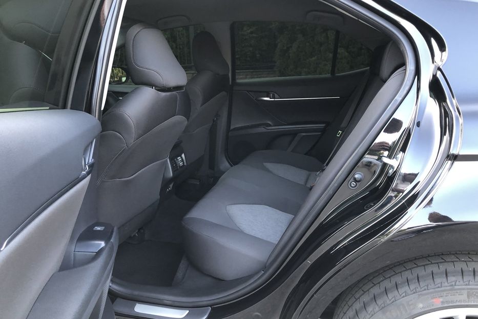 Продам Toyota Camry 2019 года в Киеве