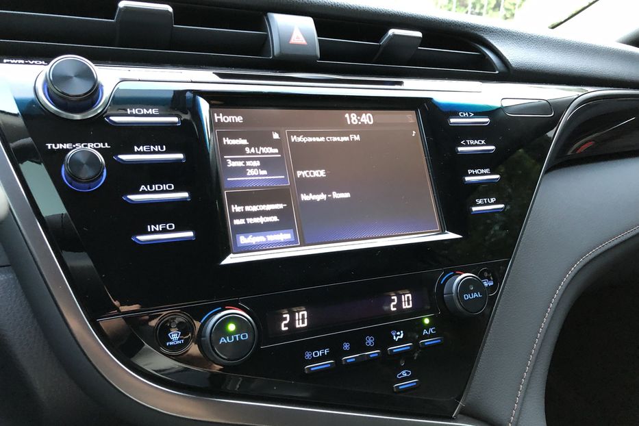 Продам Toyota Camry 2019 года в Киеве