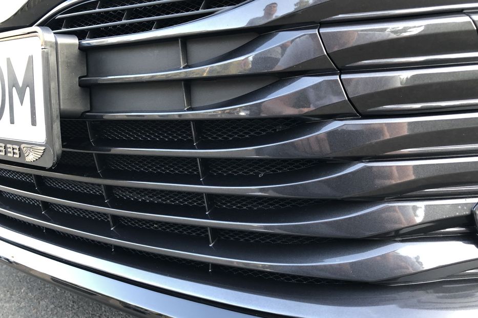 Продам Toyota Camry 2019 года в Киеве