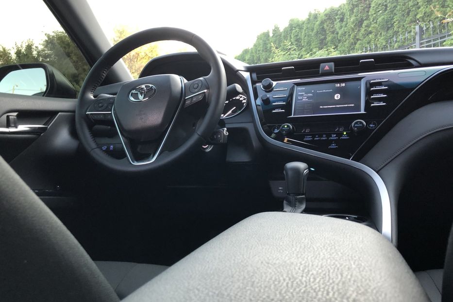 Продам Toyota Camry 2019 года в Киеве