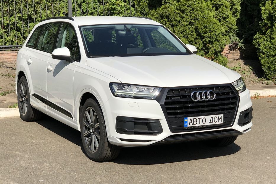 Продам Audi Q7 3.0 TDI  2018 года в Киеве