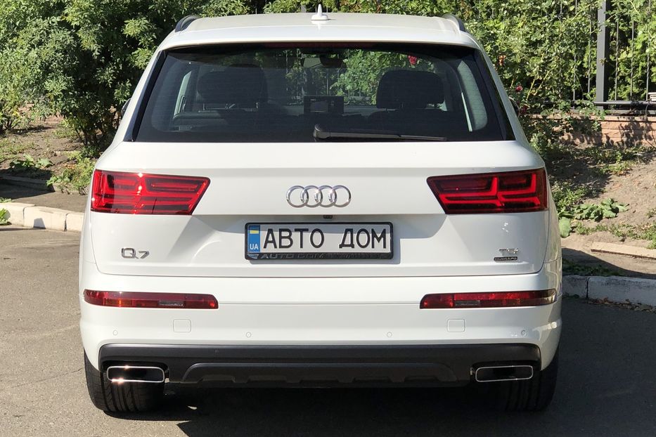 Продам Audi Q7 3.0 TDI  2018 года в Киеве