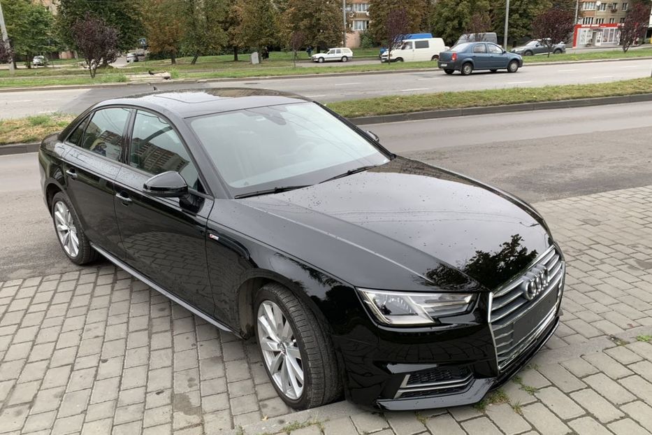 Продам Audi A4 2017 года в Львове