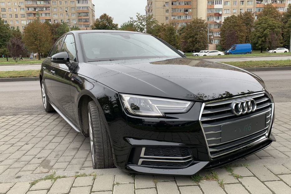 Продам Audi A4 2017 года в Львове