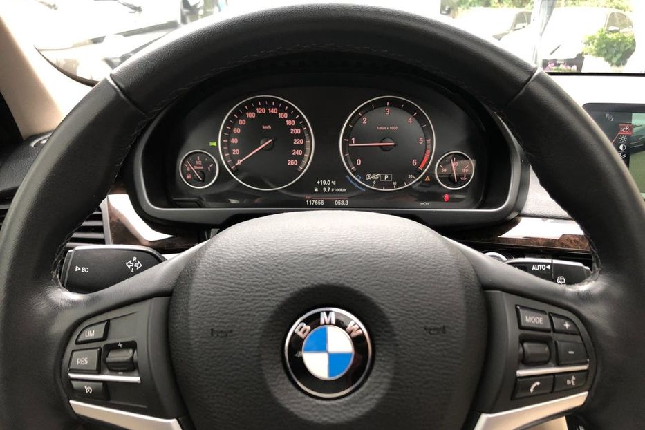 Продам BMW X5 x-drive 25d 2015 года в Киеве