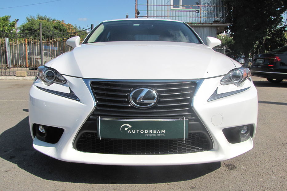 Продам Lexus IS 200 T 2016 года в Одессе