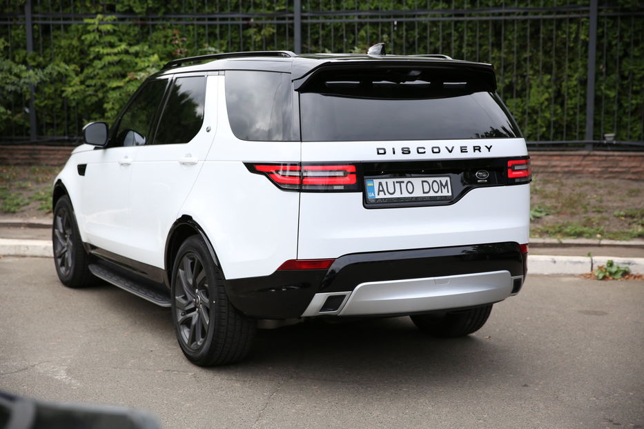 Продам Land Rover Discovery 2.0d HSE 2018 года в Киеве