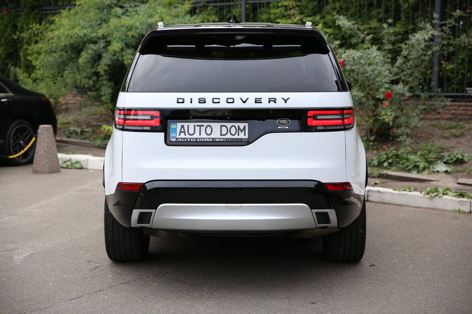 Продам Land Rover Discovery 2.0d HSE 2018 года в Киеве