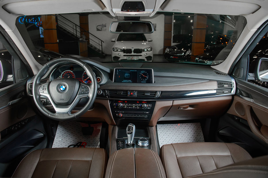 Продам BMW X5 X-Drive 2017 года в Одессе