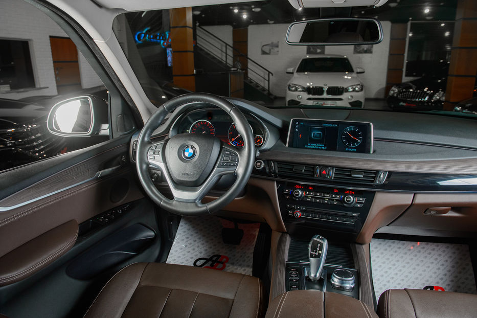 Продам BMW X5 X-Drive 2017 года в Одессе