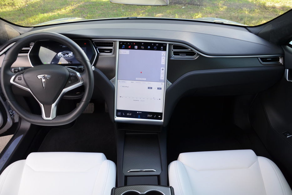 Продам Tesla Model S S100D Autopilot 2017 года в Киеве