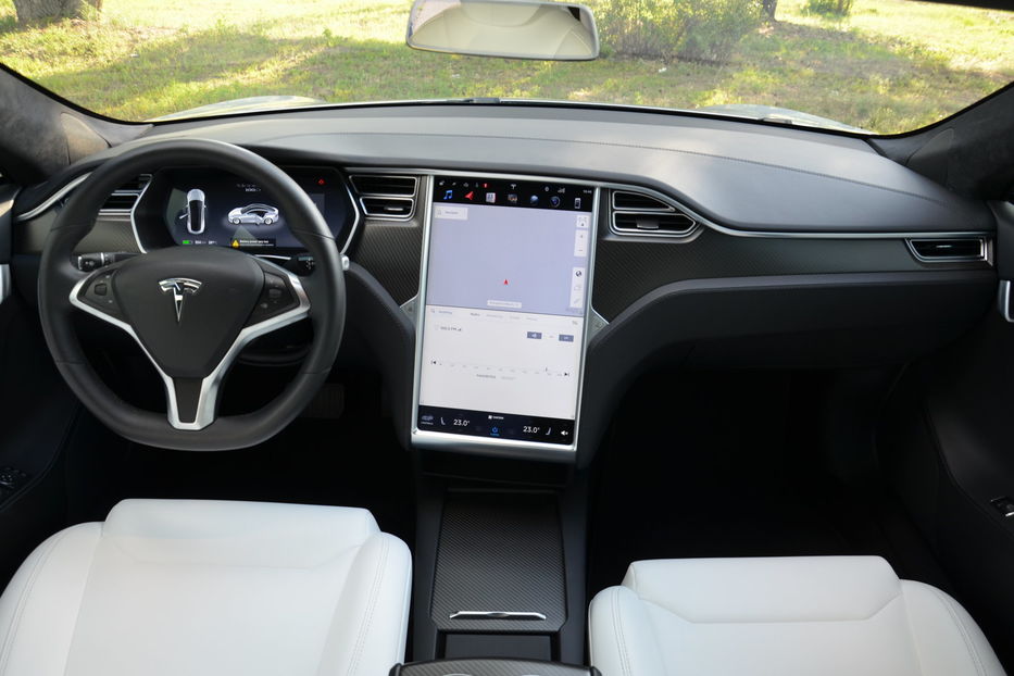 Продам Tesla Model S S100D Autopilot 2017 года в Киеве