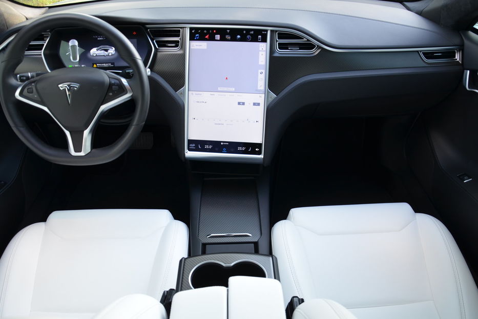 Продам Tesla Model S S100D Autopilot 2017 года в Киеве