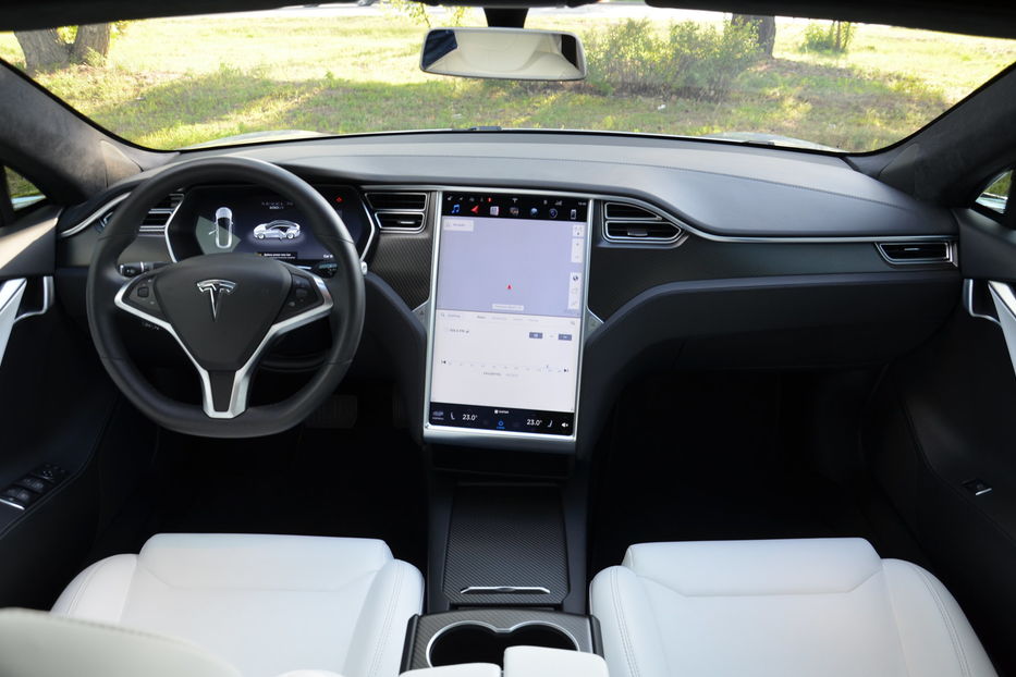 Продам Tesla Model S S100D Autopilot 2017 года в Киеве