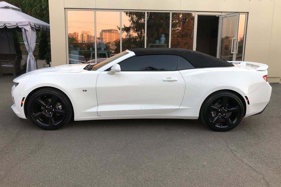 Продам Chevrolet Camaro Convertible 2016 года в Киеве