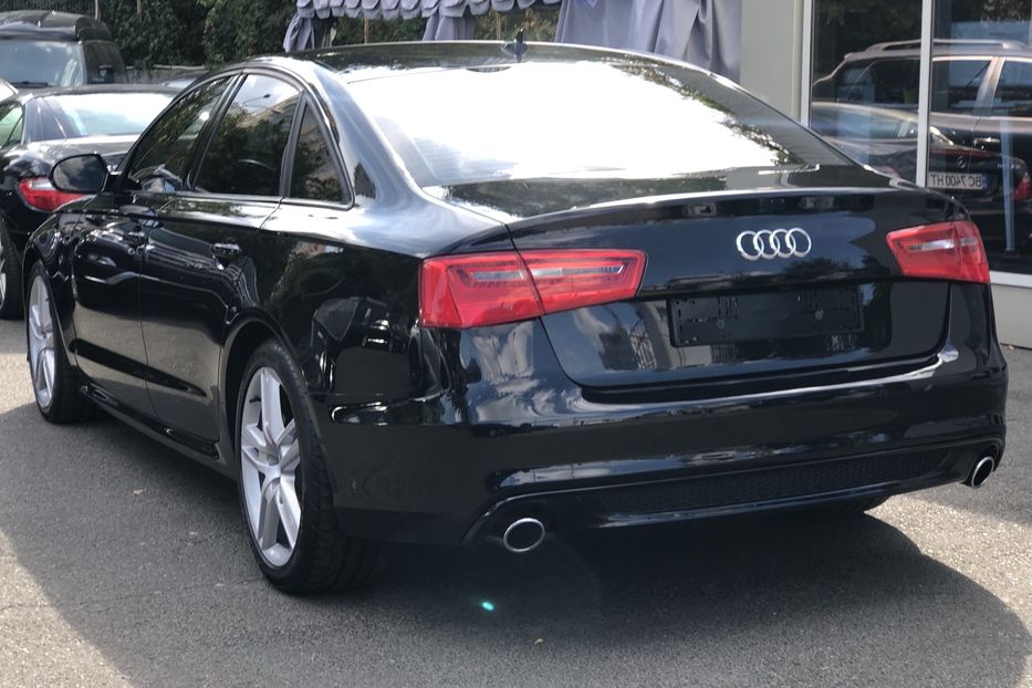 Продам Audi A6 3,0 TFSI 2014 года в Киеве