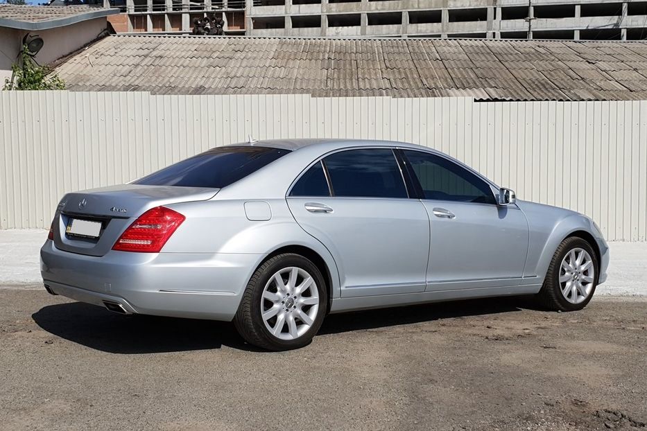 Продам Mercedes-Benz S-Class 4 matic 2008 года в Киеве