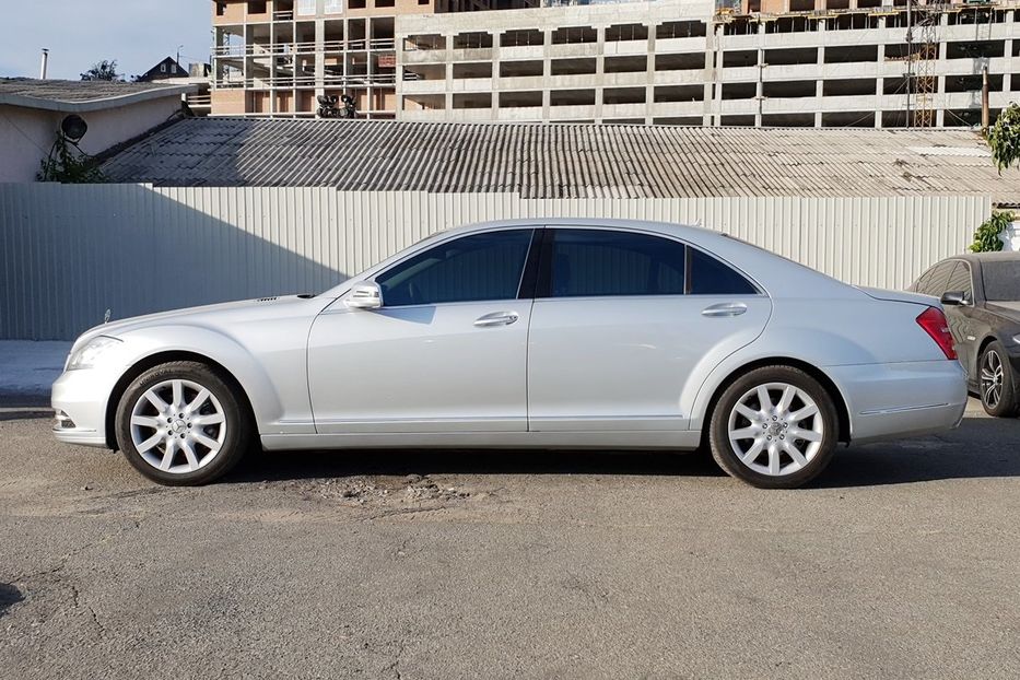 Продам Mercedes-Benz S-Class 4 matic 2008 года в Киеве