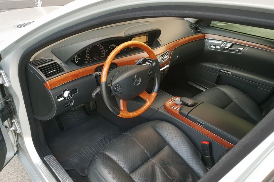 Продам Mercedes-Benz S-Class 4 matic 2008 года в Киеве