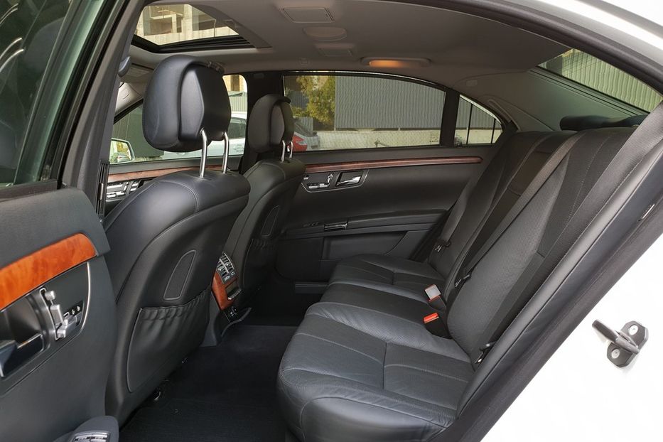 Продам Mercedes-Benz S-Class 4 matic 2008 года в Киеве