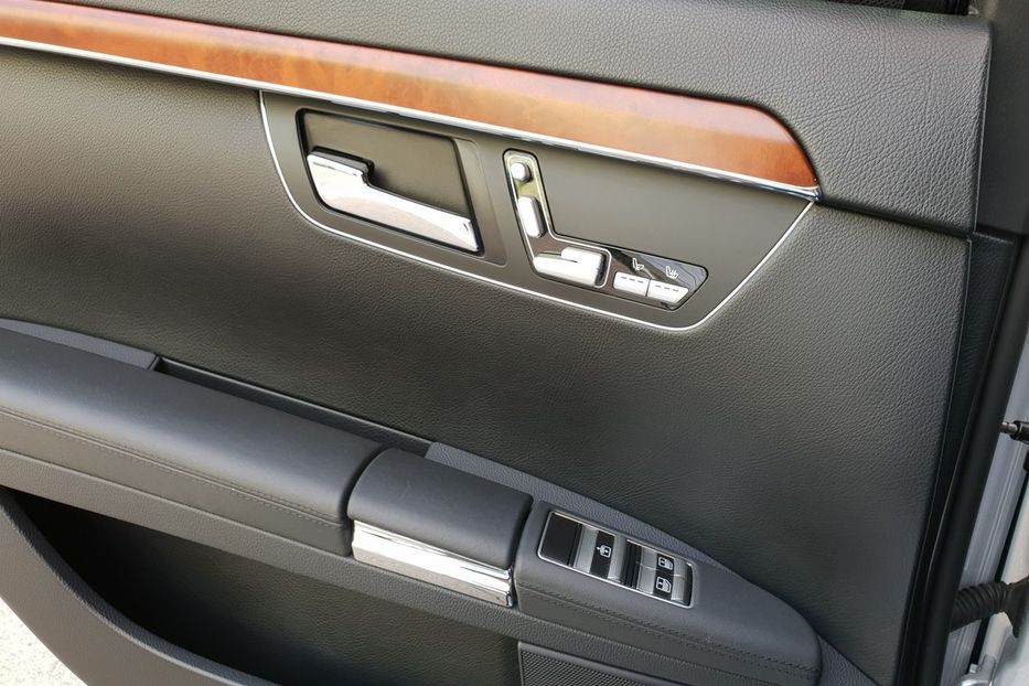 Продам Mercedes-Benz S-Class 4 matic 2008 года в Киеве