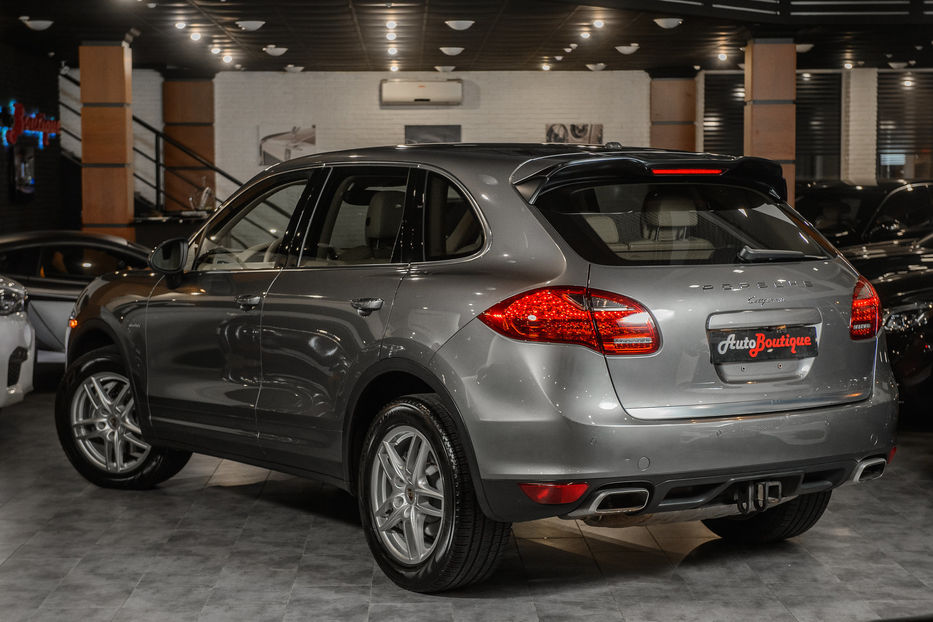 Продам Porsche Cayenne 2013 года в Одессе