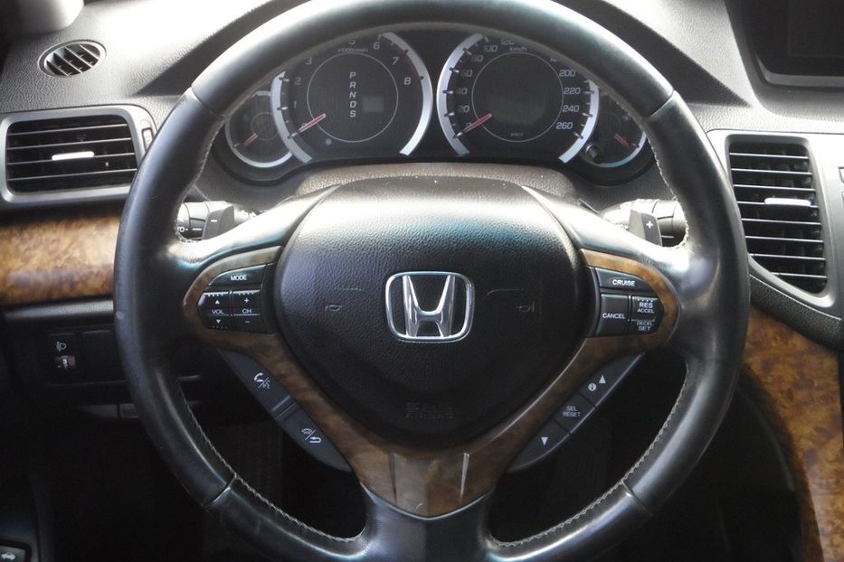 Продам Honda Accord 2011 года в Днепре
