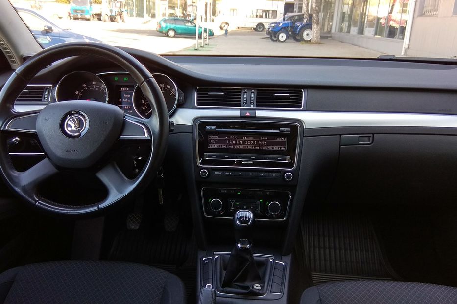 Продам Skoda Superb 2013 года в Николаеве