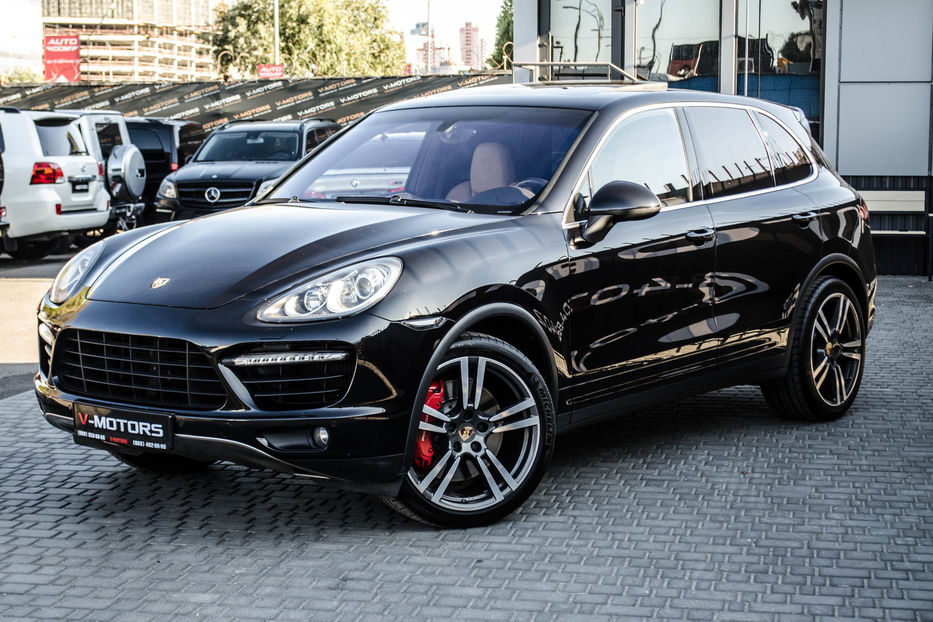 Продам Porsche Cayenne Turbo 2013 года в Киеве