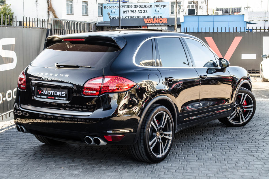 Продам Porsche Cayenne Turbo 2013 года в Киеве