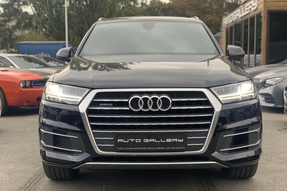 Продам Audi Q7 2016 года в Киеве