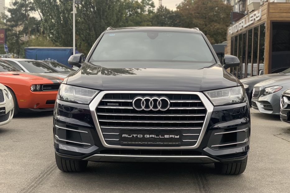 Продам Audi Q7 2016 года в Киеве