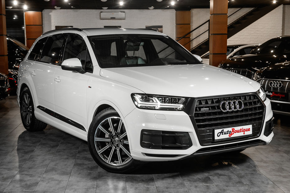 Продам Audi Q7 2016 года в Одессе