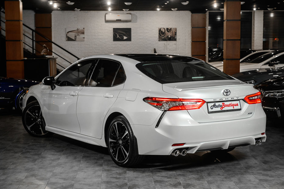 Продам Toyota Camry XSE 2018 года в Одессе