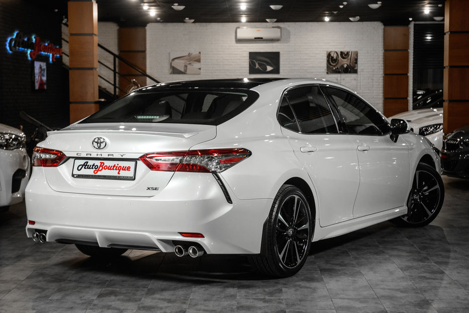 Продам Toyota Camry XSE 2018 года в Одессе