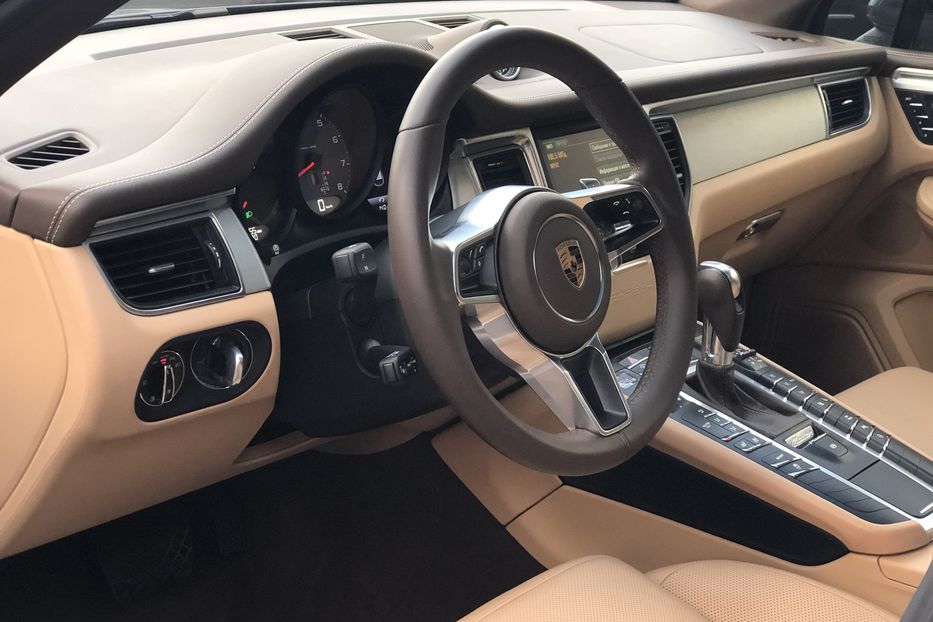 Продам Porsche Macan S 2016 года в Киеве