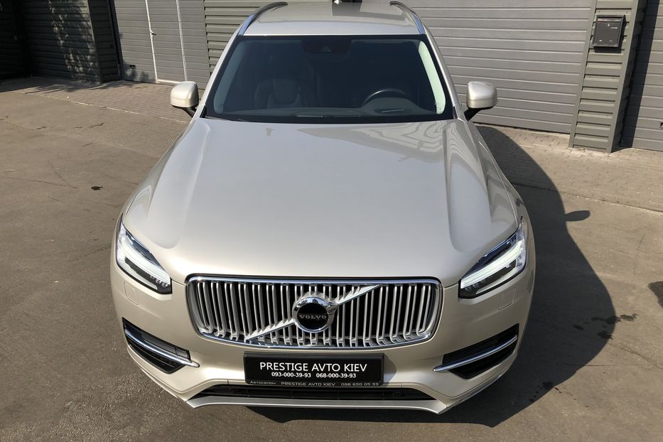 Продам Volvo XC90 Inscription D5 Официальный 2015 года в Киеве