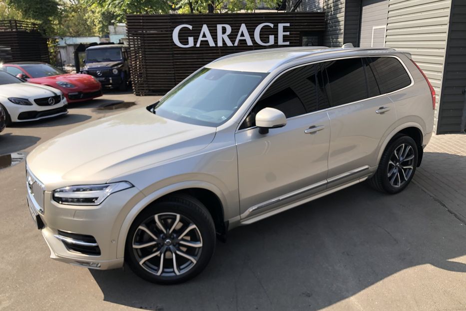 Продам Volvo XC90 Inscription D5 Официальный 2015 года в Киеве