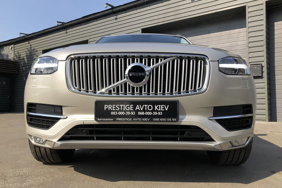 Продам Volvo XC90 Inscription D5 Официальный 2015 года в Киеве