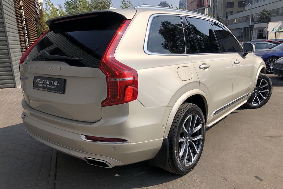 Продам Volvo XC90 Inscription D5 Официальный 2015 года в Киеве