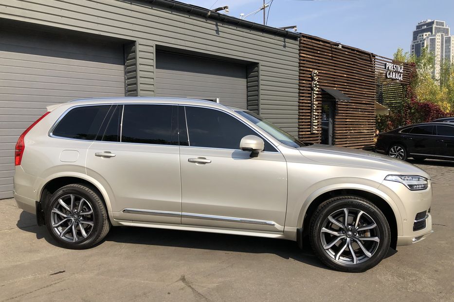 Продам Volvo XC90 Inscription D5 Официальный 2015 года в Киеве