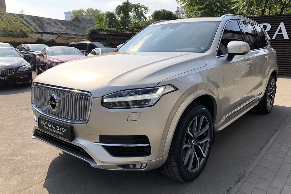 Продам Volvo XC90 Inscription D5 Официальный 2015 года в Киеве