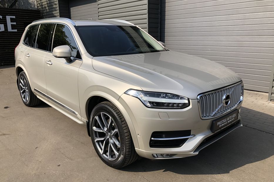 Продам Volvo XC90 Inscription D5 Официальный 2015 года в Киеве