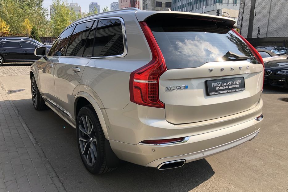 Продам Volvo XC90 Inscription D5 Официальный 2015 года в Киеве