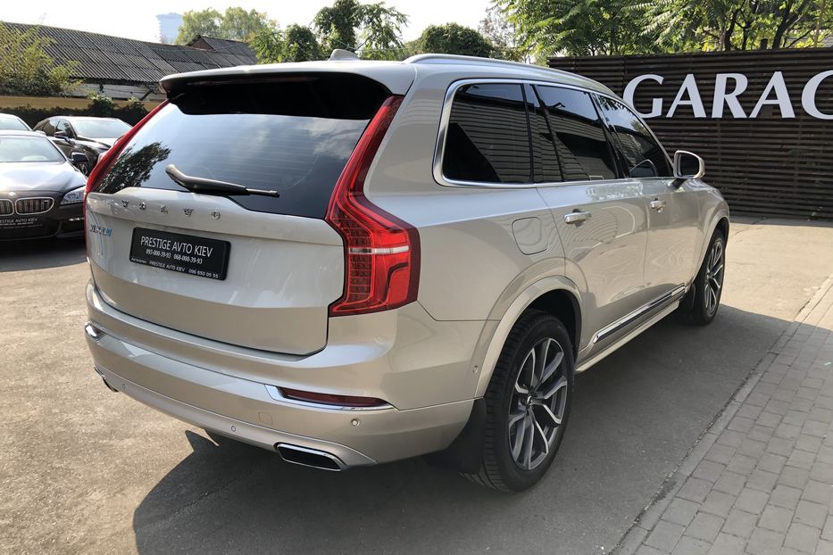 Продам Volvo XC90 Inscription D5 Официальный 2015 года в Киеве