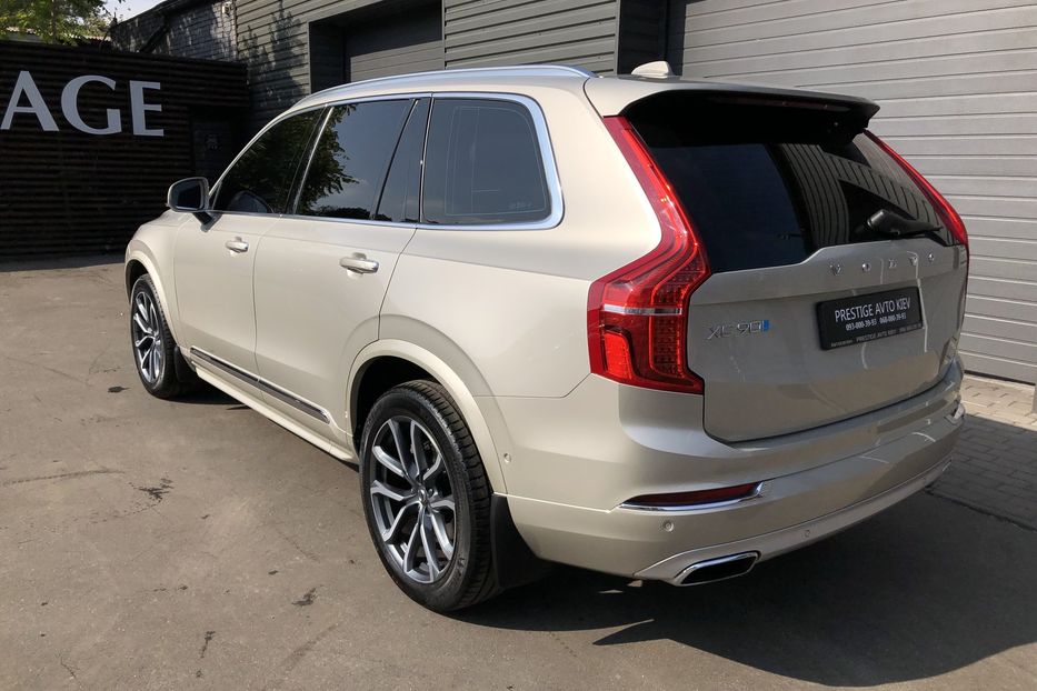 Продам Volvo XC90 Inscription D5 Официальный 2015 года в Киеве